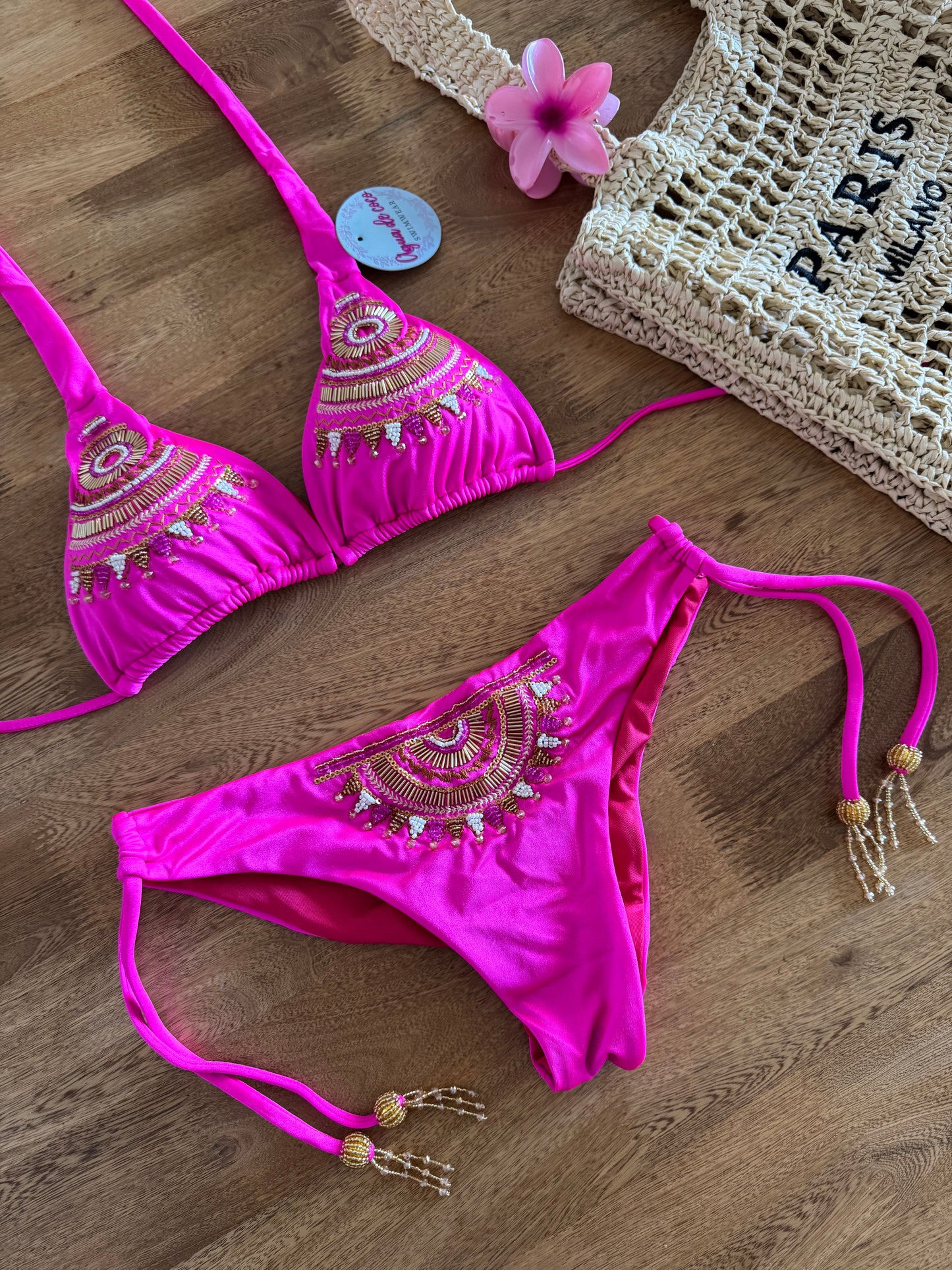 Bikini Arena 🌟