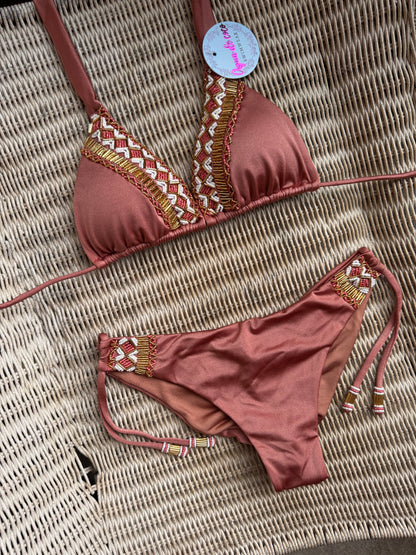 Bikini Gabby 🌴